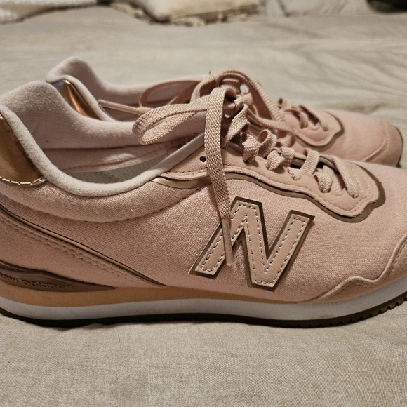New Balance Shoes - New Balance Pink Retro Shoes